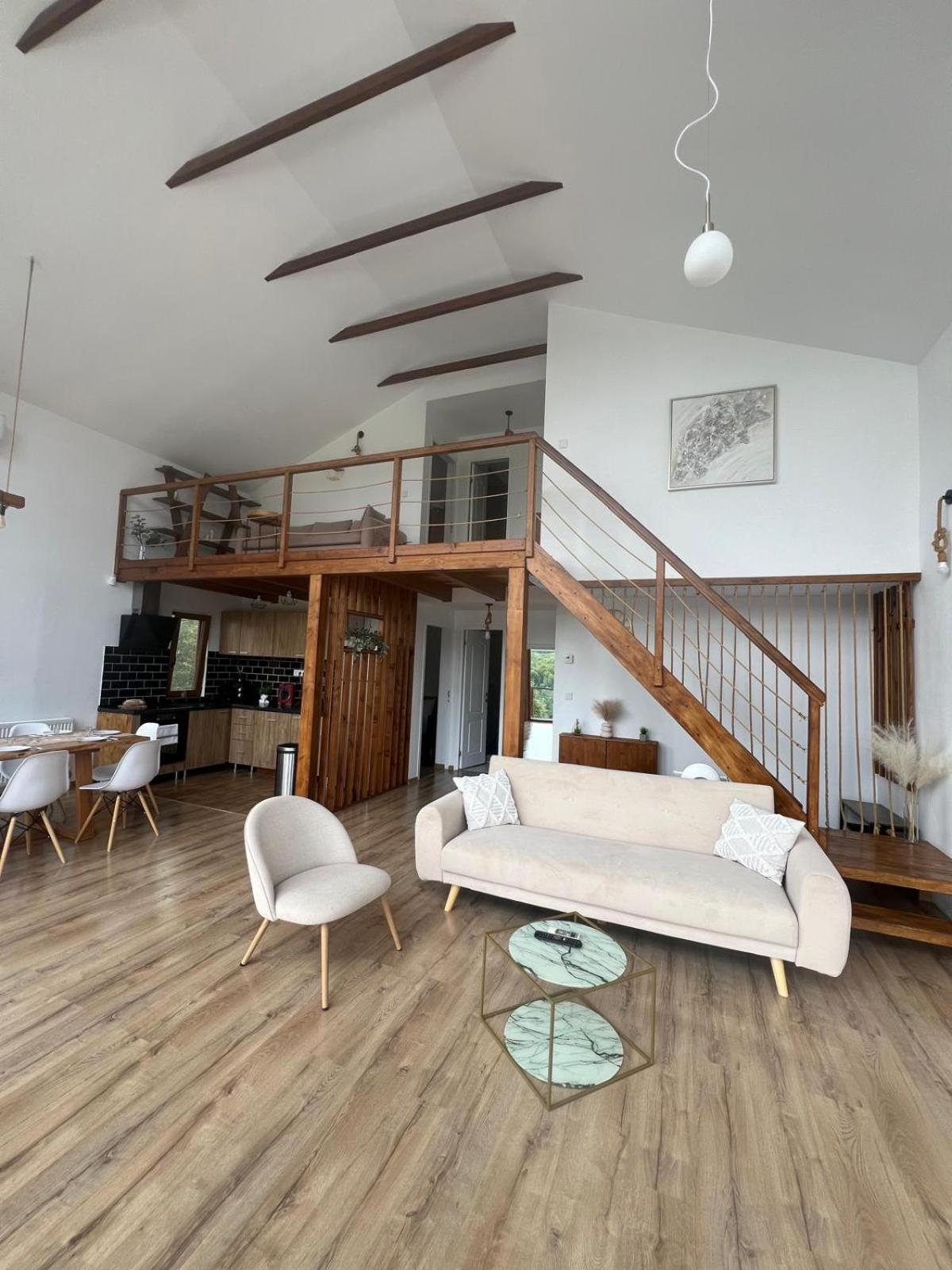 Le Chalet M - Cabana Cu O Panorama De Poveste. Surdesti  Luaran gambar